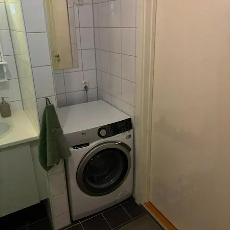 Apartment Tasta Townhouse Near Ons With Parking & Workspace *